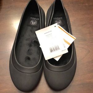 NWT fur lined ballet crocs